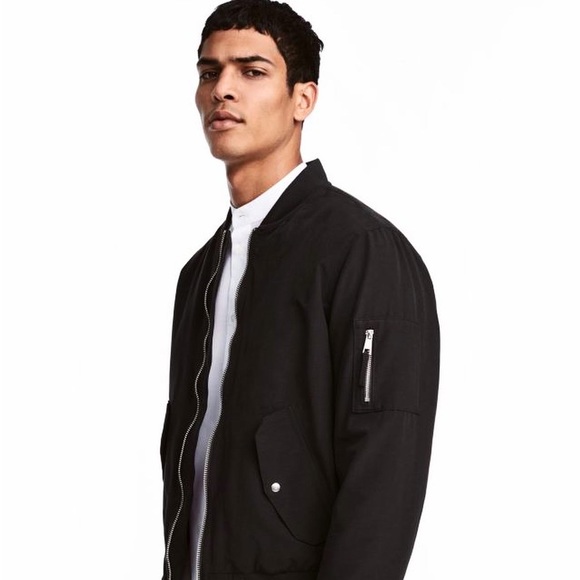 H&M AUTHENTIC BLACK PADED BOMBER JACKET FOR MEN’S & WOMEN’S - Picture 2 of 9